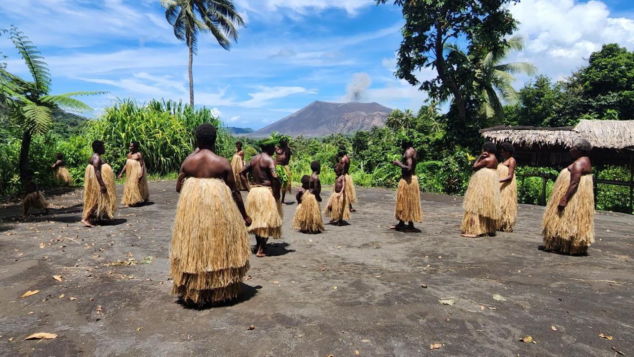 Tanna Volcano View Tree House Lenkuru Ngoại thất bức ảnh